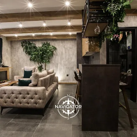 Navigator Luxury & Jacuzzi Apartment *