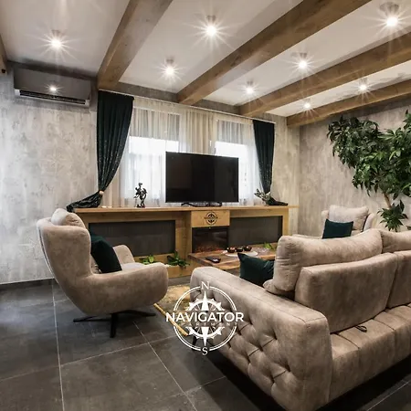 Apartment Navigator Luxury & Jacuzzi *
